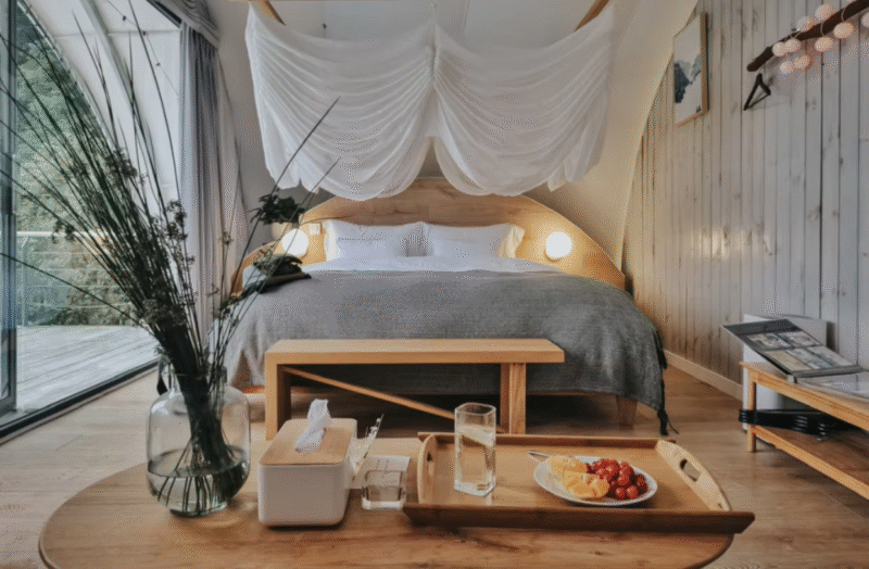 Hotel Tent - Image 3